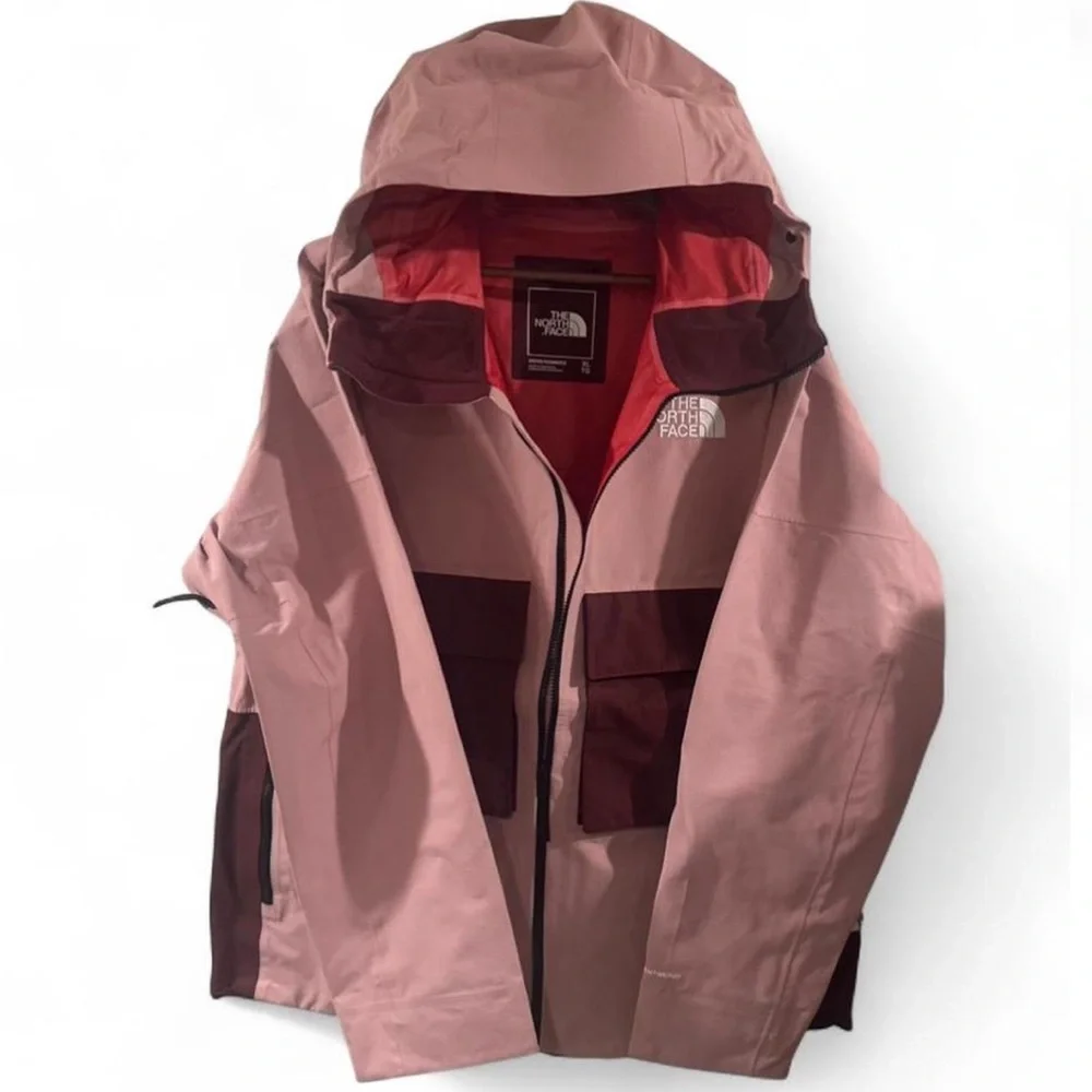 The North Face Waterproof Dragline Standard Fit Men’s Jacket Size XL (NWT)